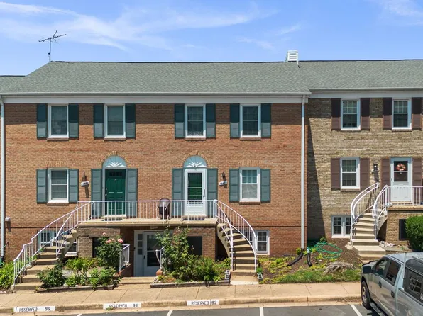 14492 Rustling Leaves Ln Unit 117C, Centreville, VA 20121