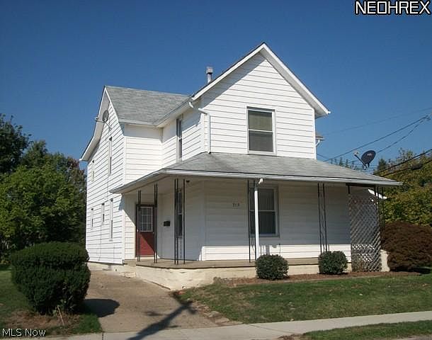 1st image of 213 N Nickelplate St