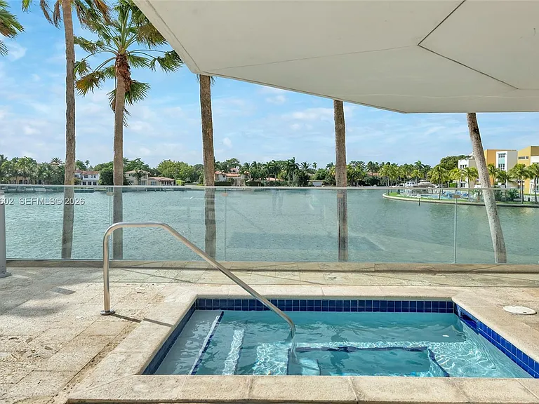 5900 Collins Ave #408 — Photo 49