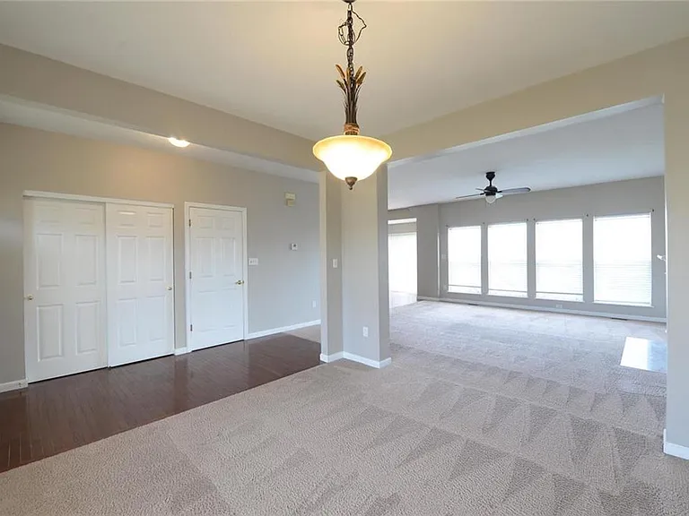 4644 Richmond Forest Dr — Photo 5