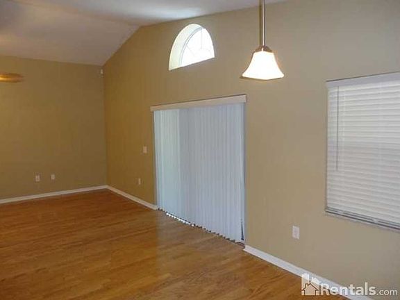 5th image of 1628 Hulett Dr