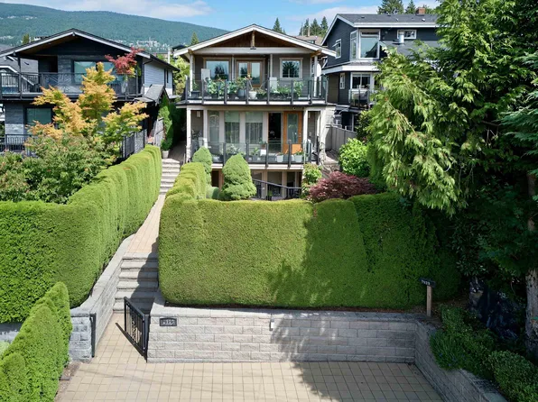 1123 Keith Rd, West Vancouver, BC V7T 1M7