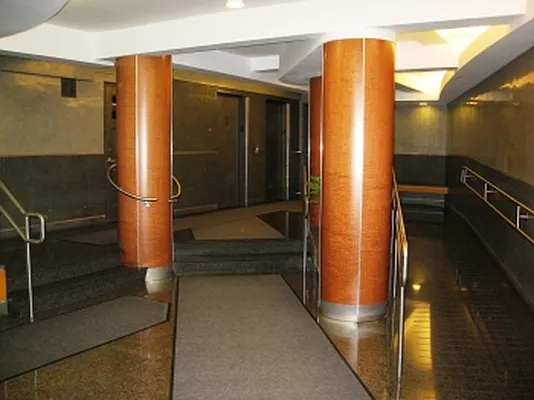 Sold by MNS | media 18