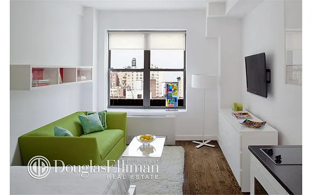 Rented by Douglas Elliman | media 36