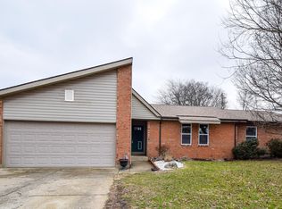2 Mark Twain Ct, Dayton, OH 45414