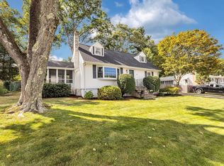 136 Azalea Dr, Norwood, MA 02062