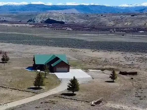 59 Wind River Peaks Dr, Pinedale, WY 82941