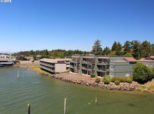 1220 Bay St #202, Florence, OR 97439