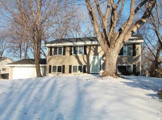 12167 Robin Rd N, Maple Grove, MN 55369