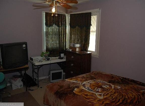 4th image of 4832 Louisiana Ave N