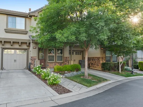 7240 Orchard Cir, Penryn, CA 95663