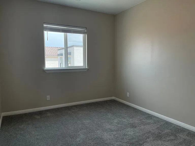 750 W Scarlet Hill Dr — Photo 17