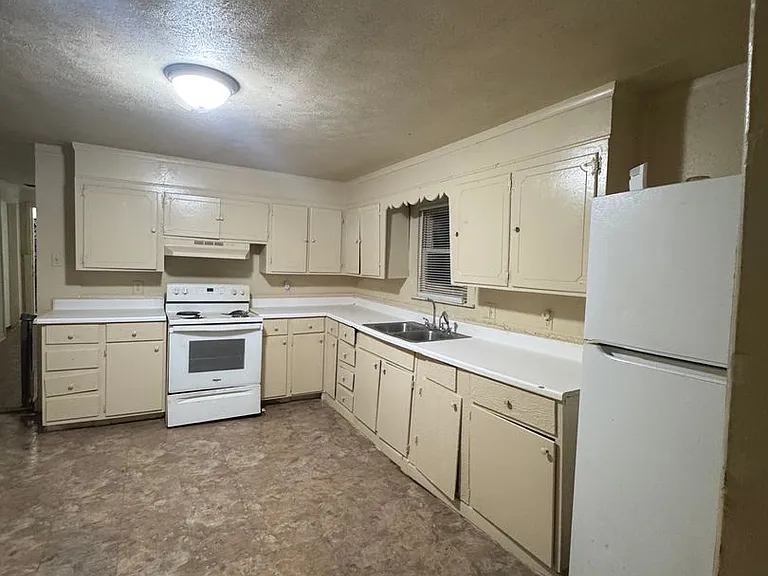209 Hunt St — Photo 20