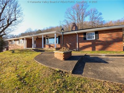 5338 Frontier Dr, Cross Lanes, WV, 25313