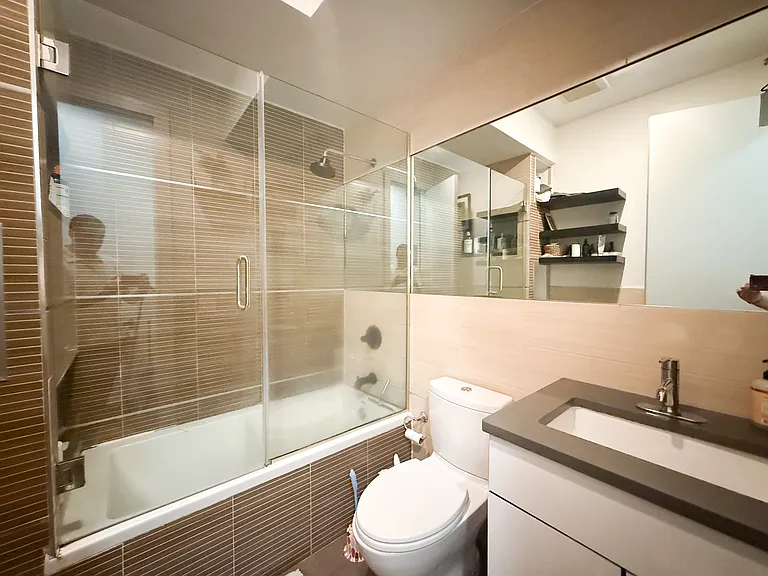 406 Marcus Garvey Blvd #2R — Photo 10