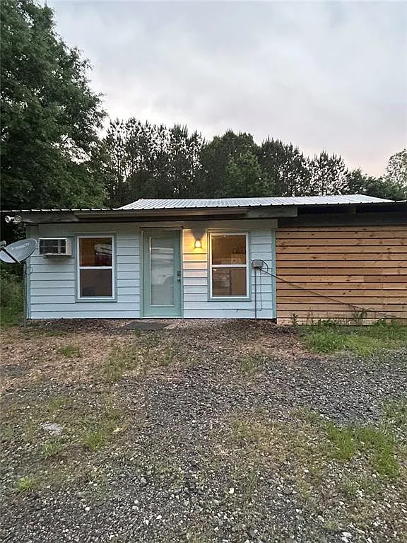 1 bed, 1.0 bath, $1,200 — Photo 2