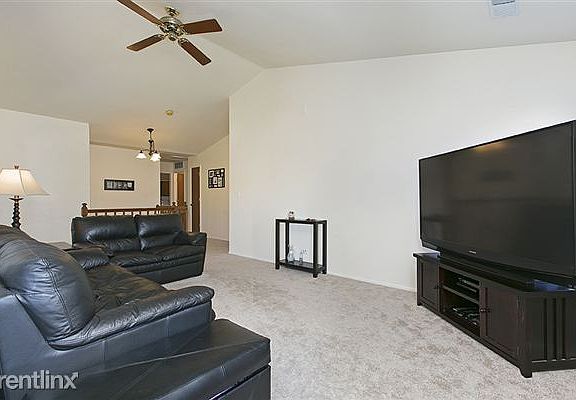 4th image of 238 Green Knoll Ln