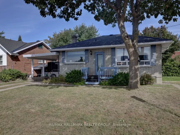 23 Wright St, Ottawa, ON K1K 2C8