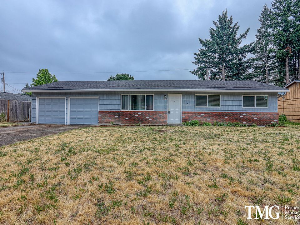 1st image of 8818 NE Lewis Dr