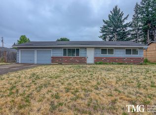 8818 NE Lewis Dr, Vancouver, WA 98662