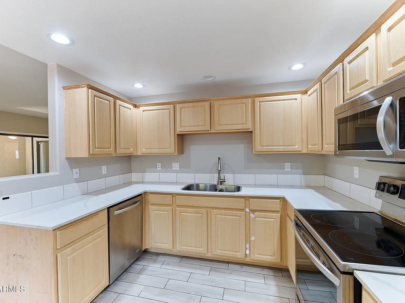 2 bed, 1509 sqft, $2,200 — Photo 2