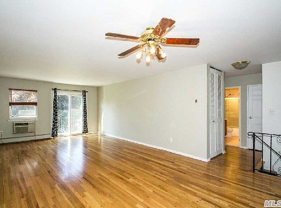 5th image of 2405 Wilshire Ln