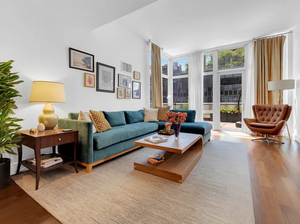 555 West 59th Street TH3C image 2 of 8