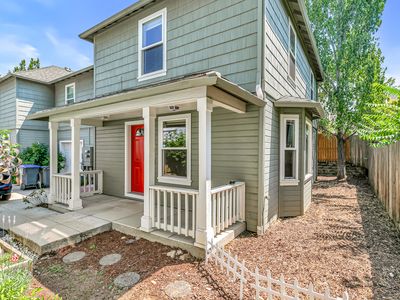 835 Blackberry Ln, Ashland, OR, 97520