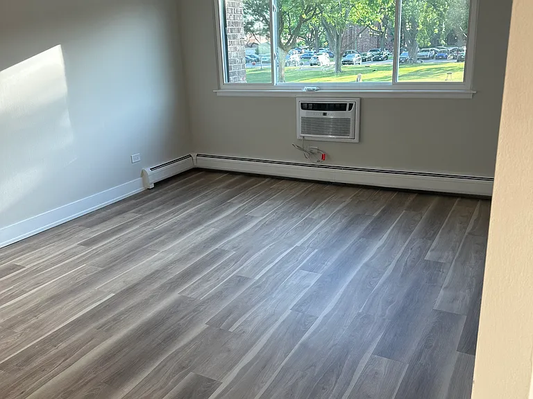 5306 N Cumberland Ave #212 — Photo 5