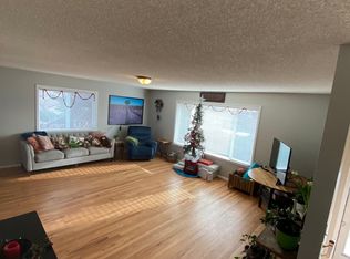 1610 Columbine Pl, Colorado Springs, CO 80907