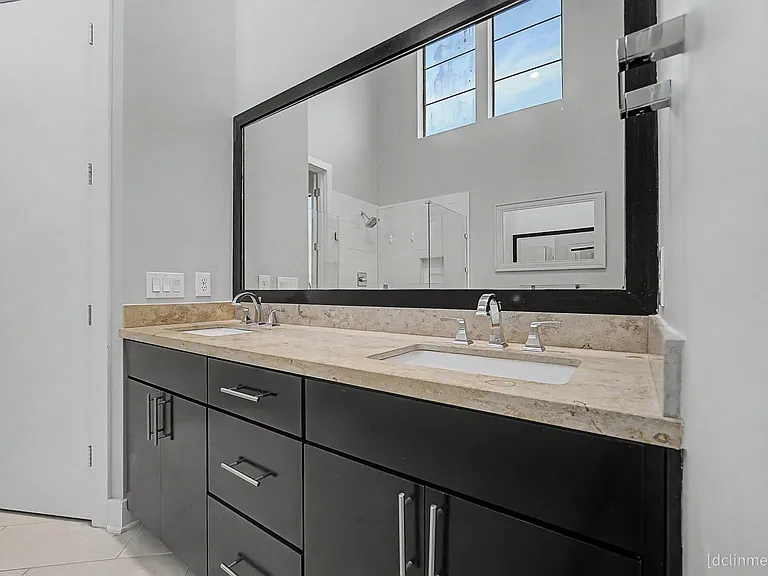 1705 Alamo St — Photo 34