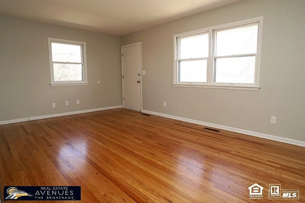Building Photo - 2529 S 56th St