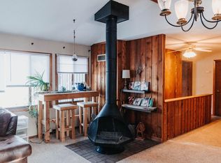 1546 N Timber Rdg NE, Fridley, MN 55432