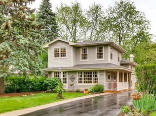 4421 Florence Ave, Downers Grove, IL 60515