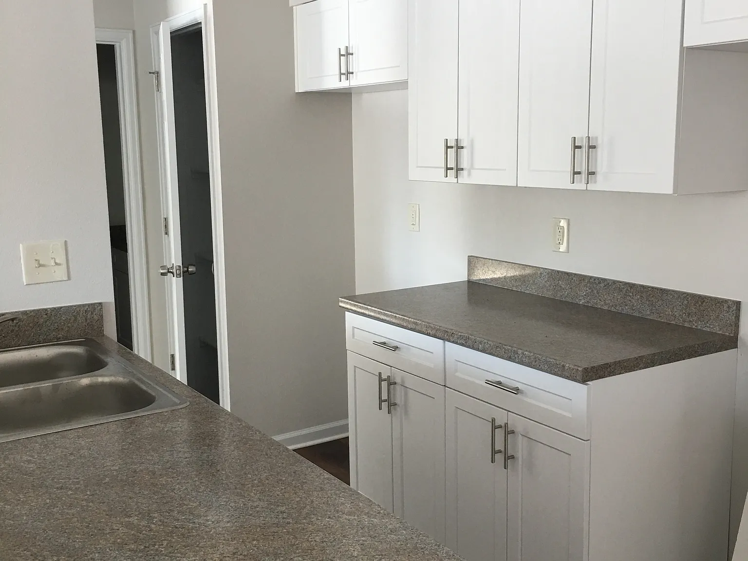 Cricket Townhomes — Photo 3