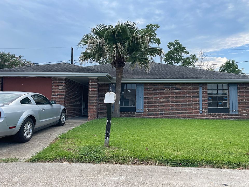 1st image of 119 Pitre Dr