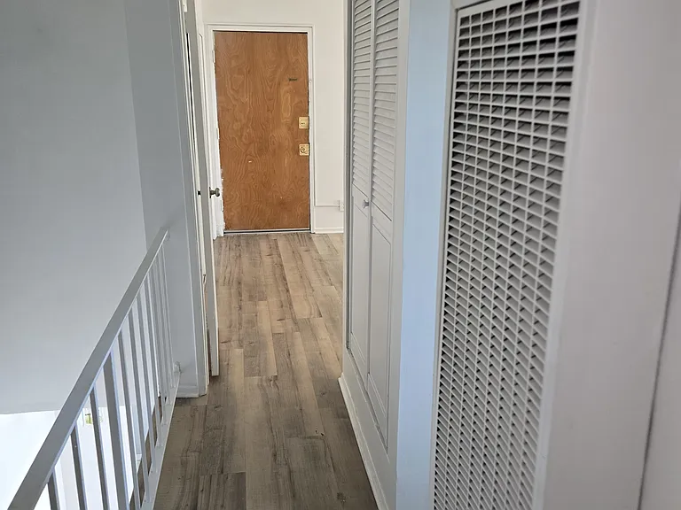 7000 S La Cienega Blvd #28 — Photo 23
