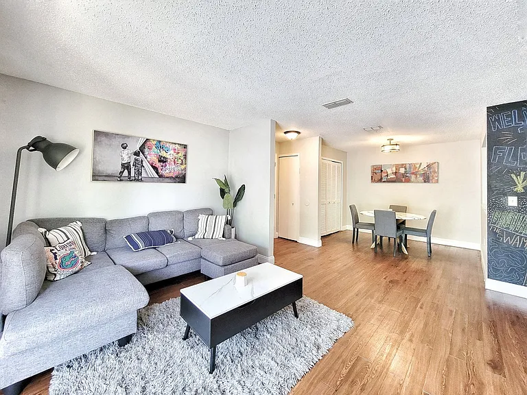 3705 SW 27th St #527 — Photo 2