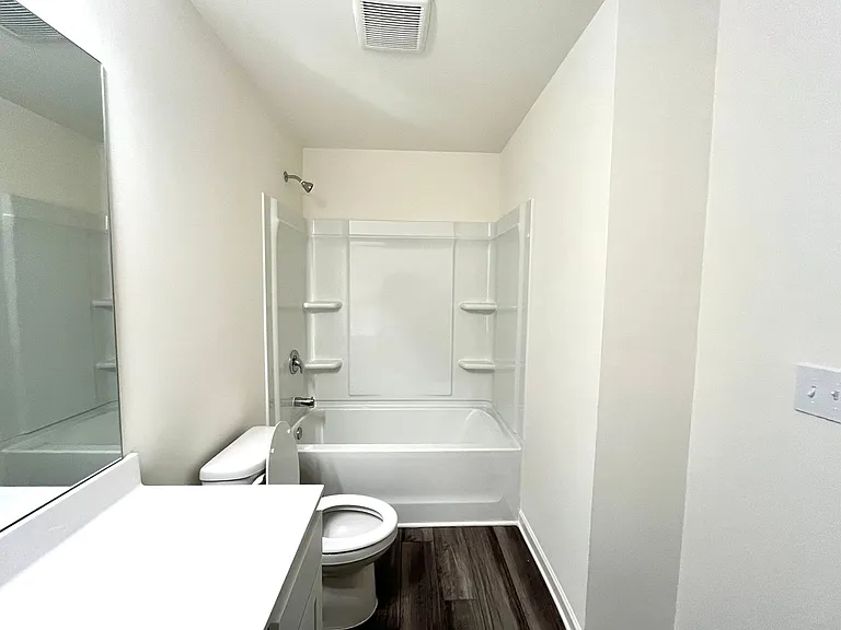 303 Hyde Park — Photo 25