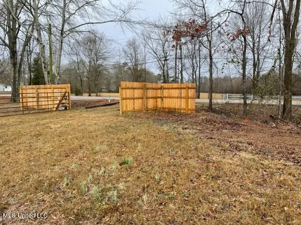 1508 2nd St, Pelahatchie, MS 39145