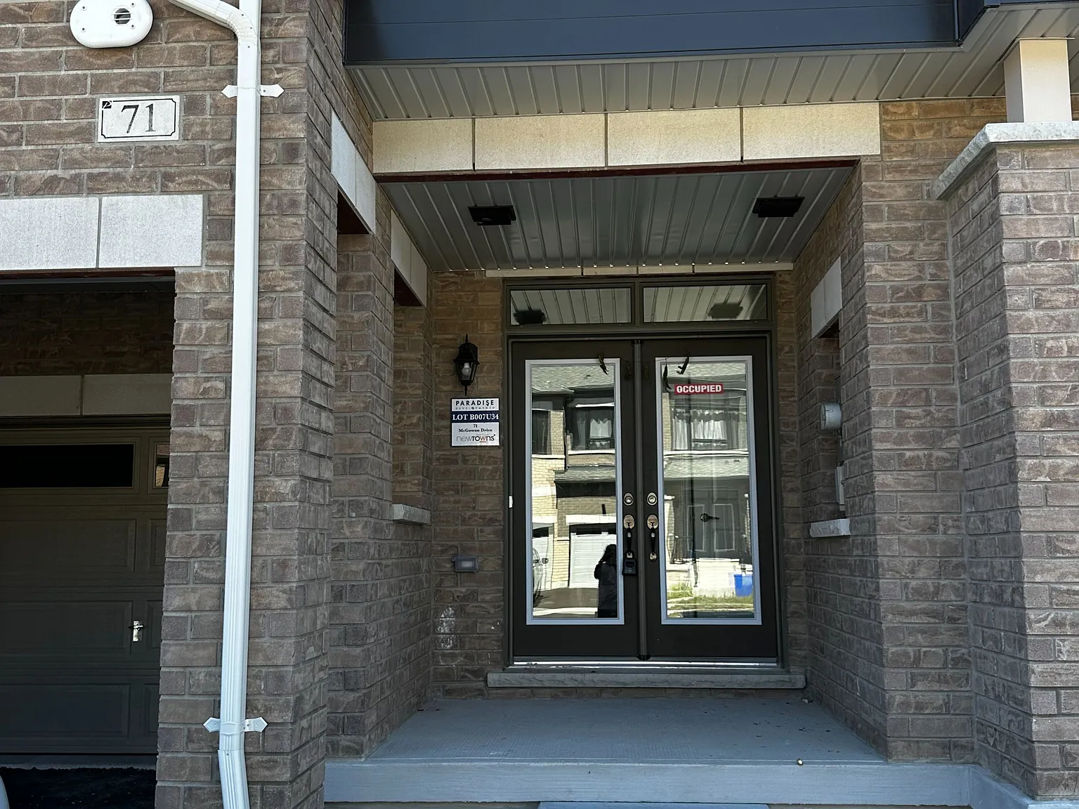 3 bed, $3,000 — Photo 2