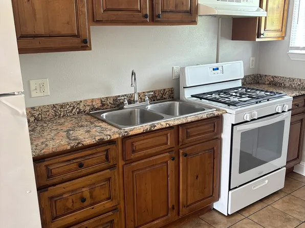 2268 Pleasure St, New Orleans, LA 70122