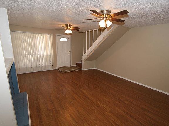 4th image of 2642 Santa Barbara Dr
