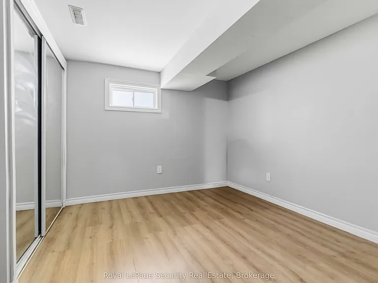 3372 Fellmore Dr #BASEMENT — Photo 25