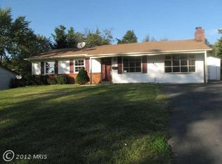 402 W Beech Rd, Sterling, VA 20164