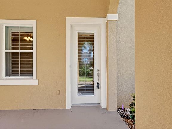 5th image of 40 Casa Bella Cir #1101
