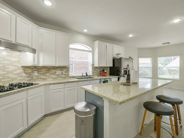 17319 Deep Prairie Dr — Photo 7