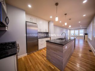28 Mayberry Ave, Medford, MA 02155