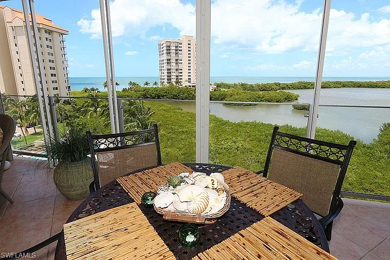 3 bed, 3.0 bath, 2535 sqft, $14,500 — Photo 2