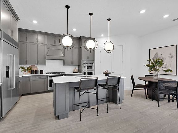 Merlot Grand Gourmet Kitchen